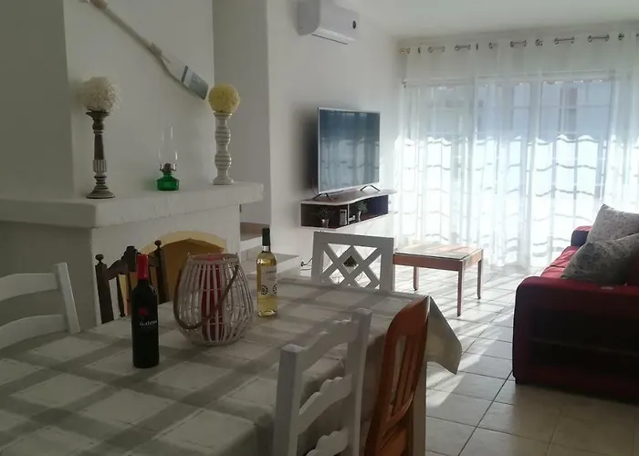 Oura And Bars 아파트 알부페이라